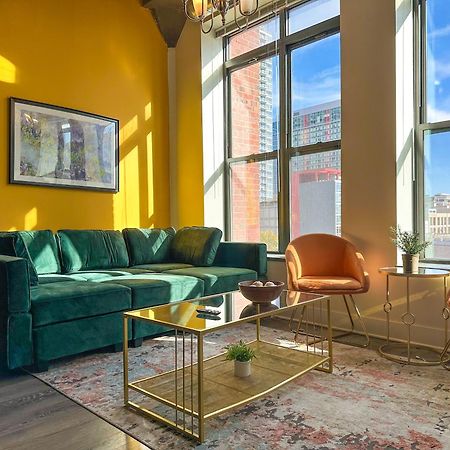 Spacious 2Br Vacation Rental With City View, Optional Parking And Gym Near Mccormick Place & Downtown Chicago Attractions Exteriör bild